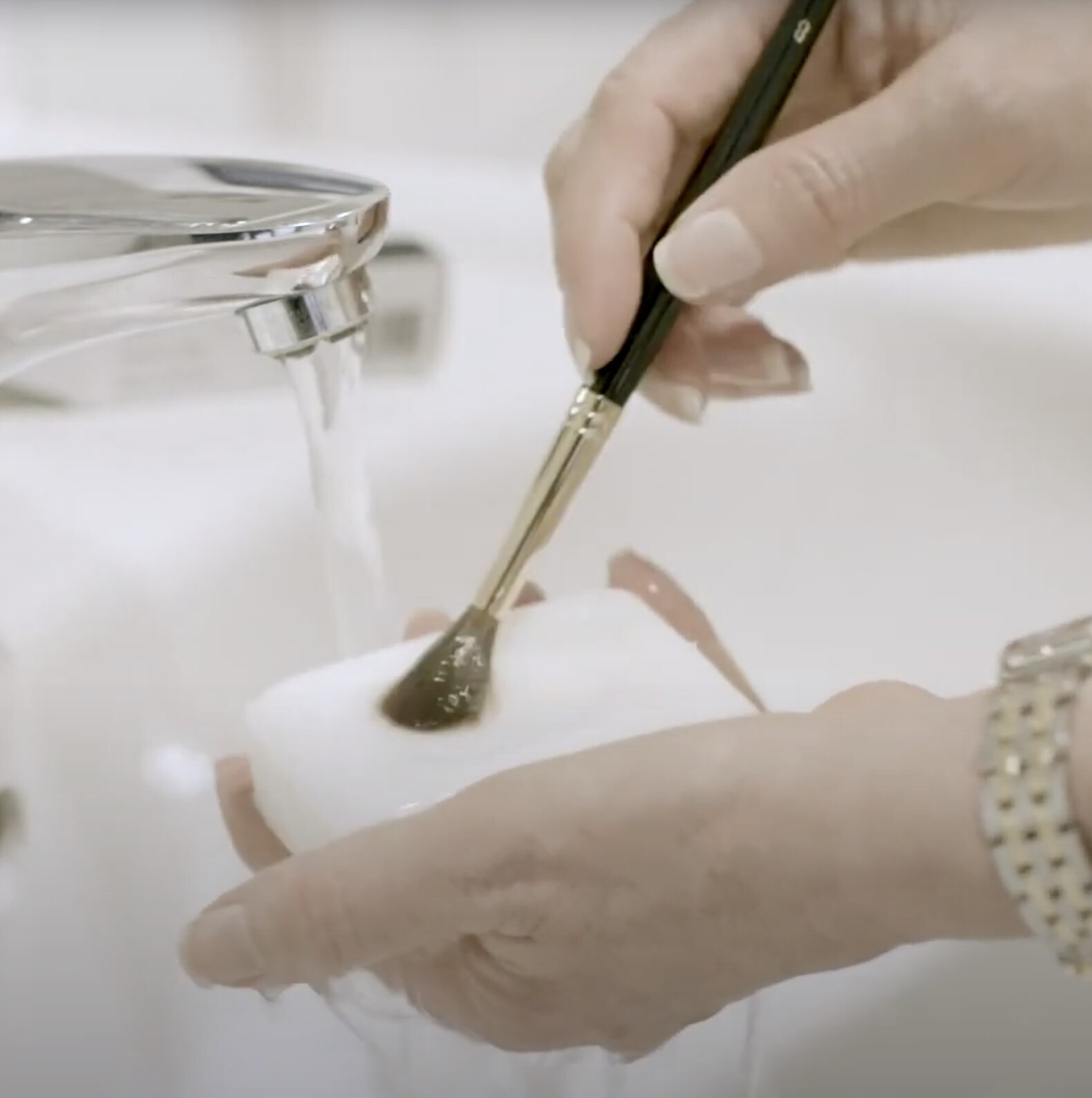 Resim Fırçası Nasıl Temizlenir