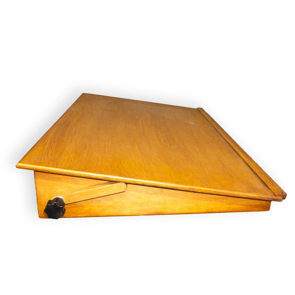 Karin Hattat Chest 40x60 cm