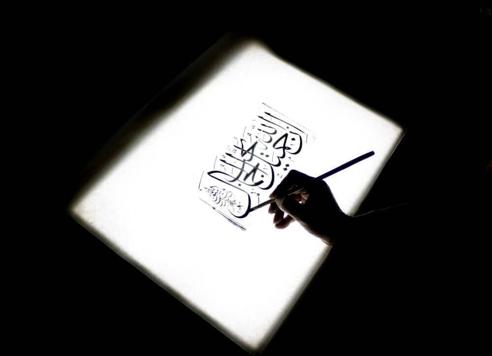 Karin Natural Beech High Illuminated LED Sketch and Drawing Table 40x60 Cm