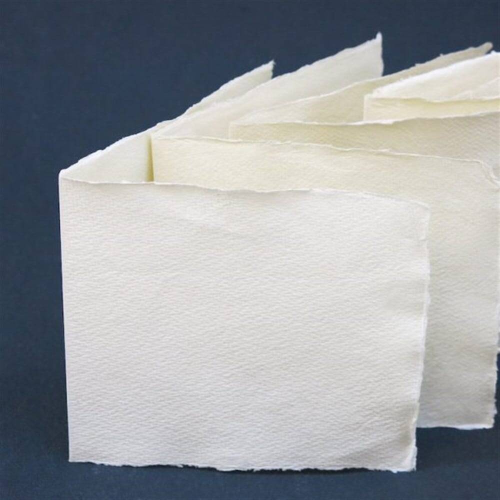 Khadi El Yapımı Çok Amaçlı Resim Defteri 210 gr 15 cm x 15 cm 5 Yaprak + 1 Zarf